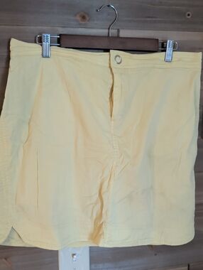 Christopher & Banks Buttercup Yellow Skorts